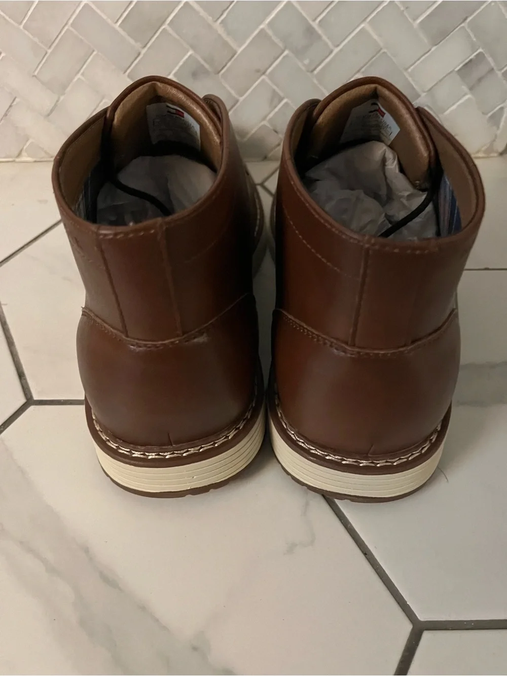 Tommy Hilfiger smooth cognac